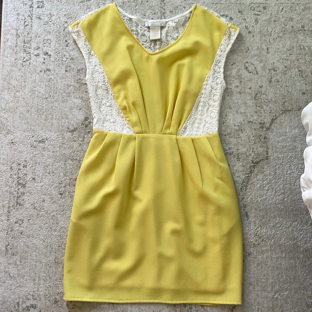 Yellow dress with lace detail